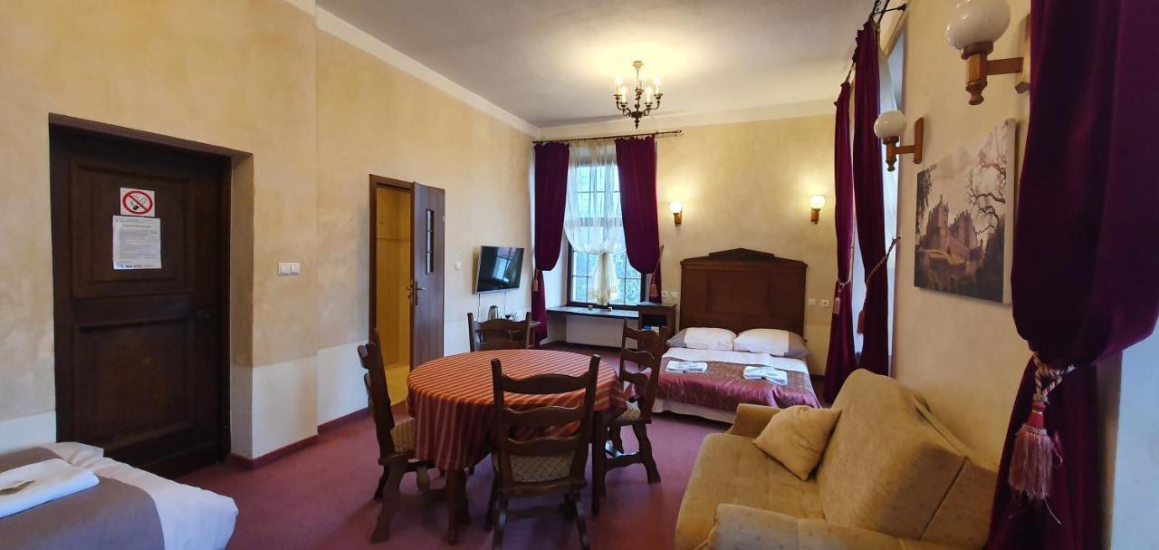 Hotel Zamek Miedzylesie Zimmer foto